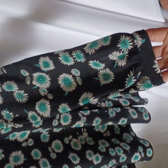 Express Flowy Long Sleeve Mini Dress Black Blue Sunflowers Flowers Floral Spring - Picture 3 of 7